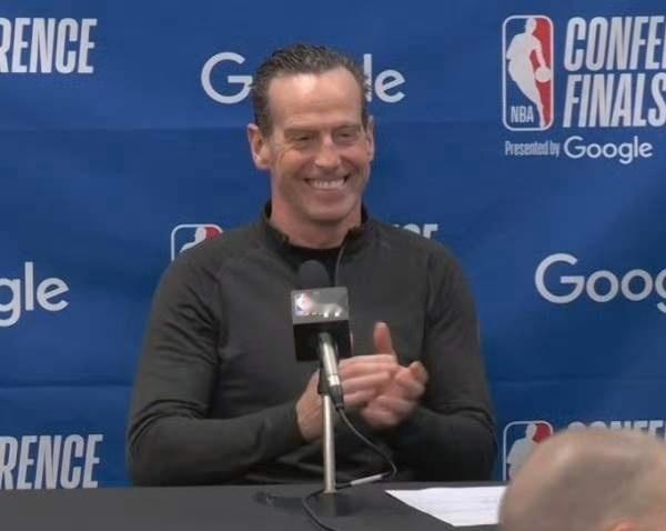 NBA阿特金森教练脸都不要了……面对这场耻辱性的被逆转竟然哈哈大笑……本场比赛骑