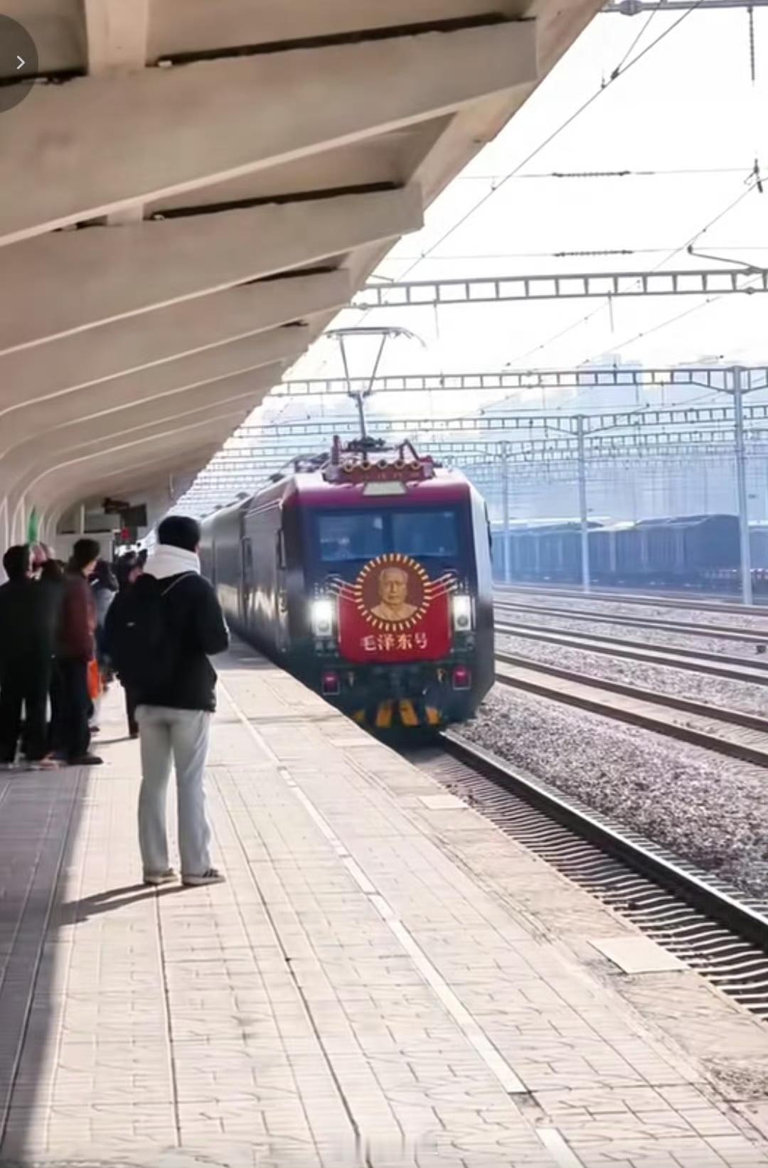 毛泽东号列车，有机会一定去坐一坐！ ​​​