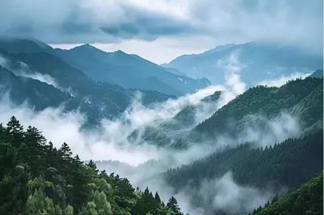 上联：千层高山千层雾，下联怎么对万缕流水万缕岚。