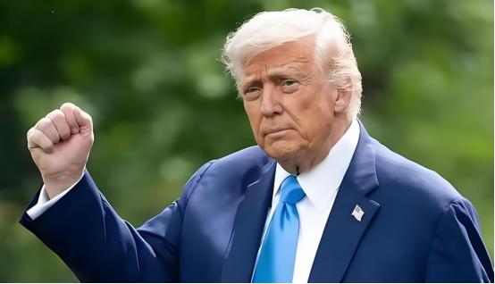 特朗普是真怂了，伊朗都已经宣布关闭所有的外交谈判渠道了，结果特朗普在最后时刻，居