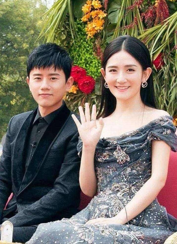 2011年，张杰跟谢娜准备结婚，张杰跟谢娜提出要拿8000万，在上海汤臣一品买一