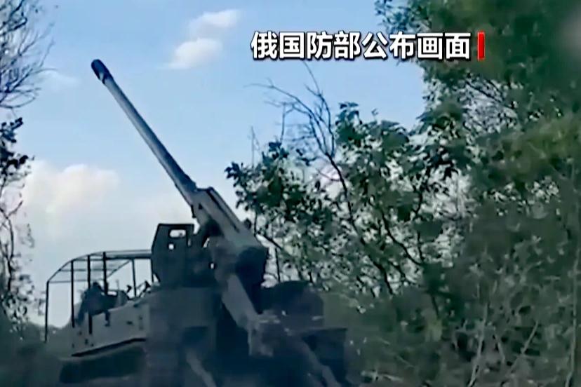 俄乌互怼：你炸我车间，我烧你炼油厂

俄罗斯国防部5月31日往外放了个消息，说他