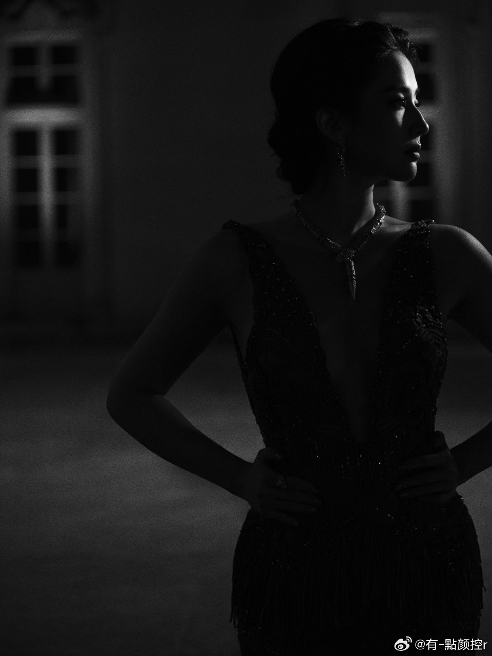 刘亦菲金智媛生图 刘亦菲生图真的自带柔光滤镜，五官精致又大气，清冷气质浑然天成，