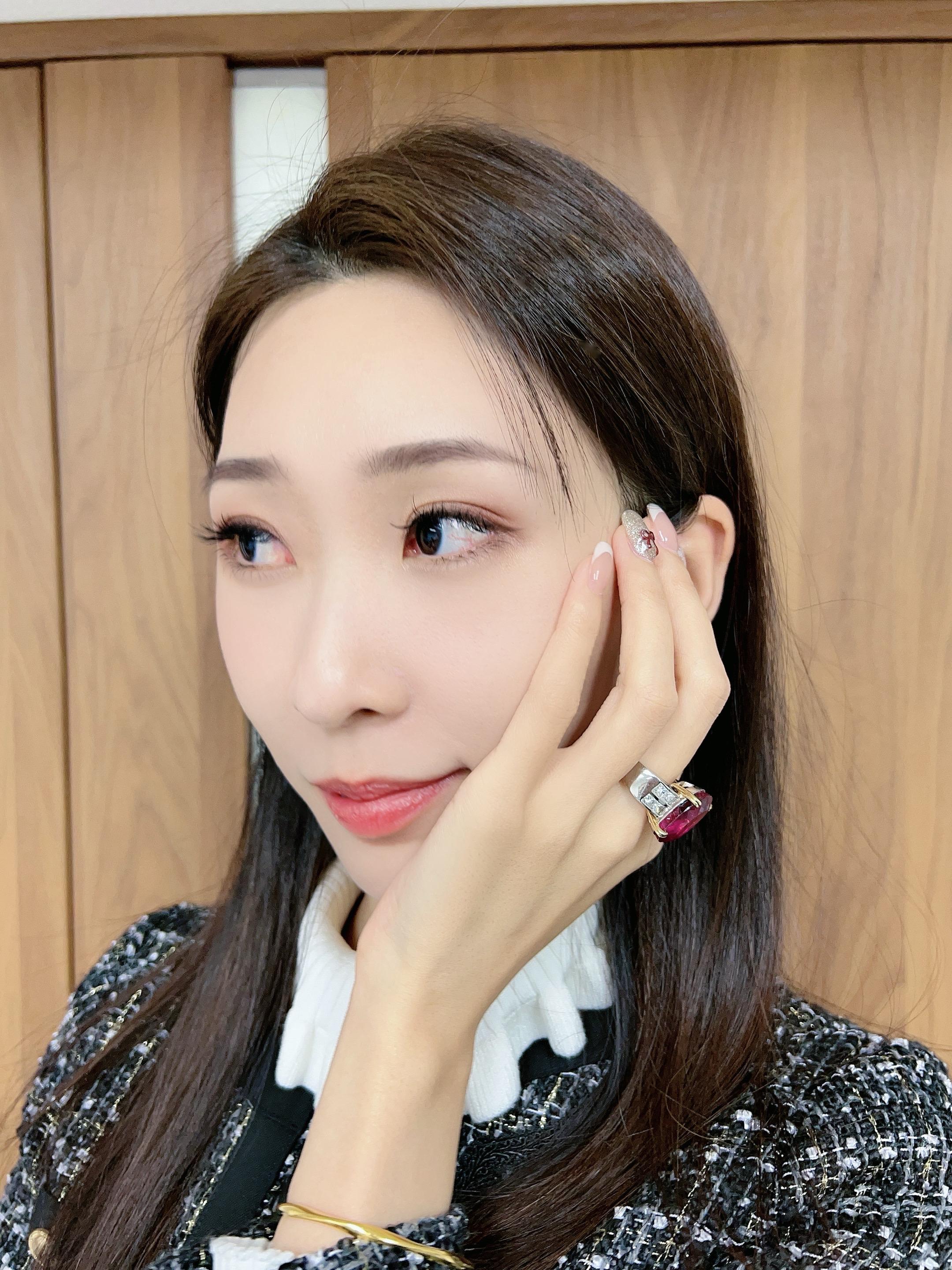 展示一下巴掌脸， 其实得益于一双大手😌