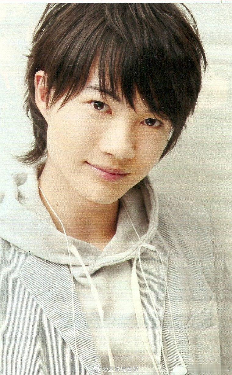 神木隆之介官宣结婚你的名字男主配音神木隆之介结婚 据日媒，神木隆之介通过所属事务