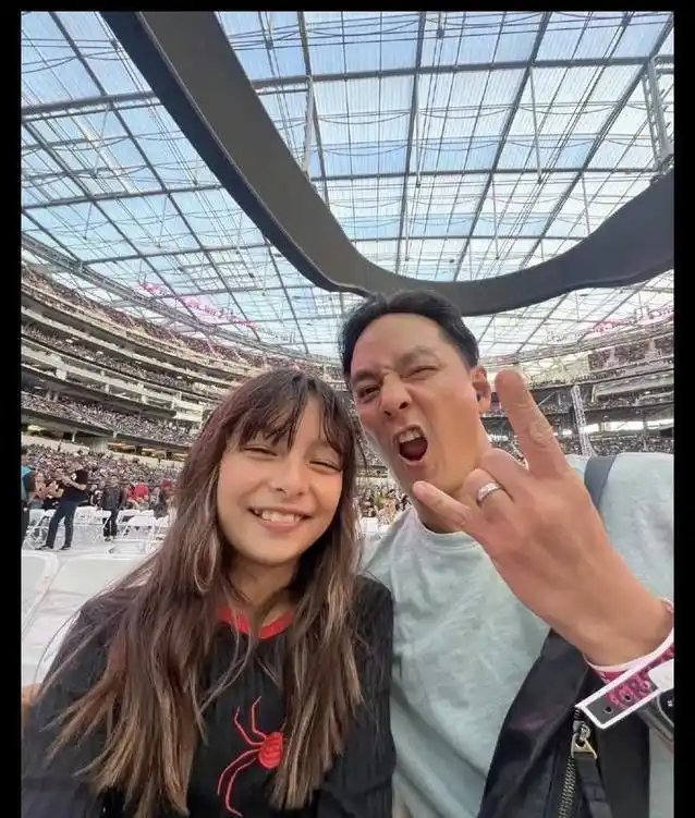 吴彦祖罕见晒娃！女儿12岁了，颜值惊艳像妈妈！ ​​​
