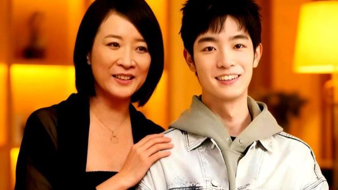 爆！被骂十几年的 “出轨婚姻”，陈小艺不离婚的真相太戳中年夫妻的心！

  谁能