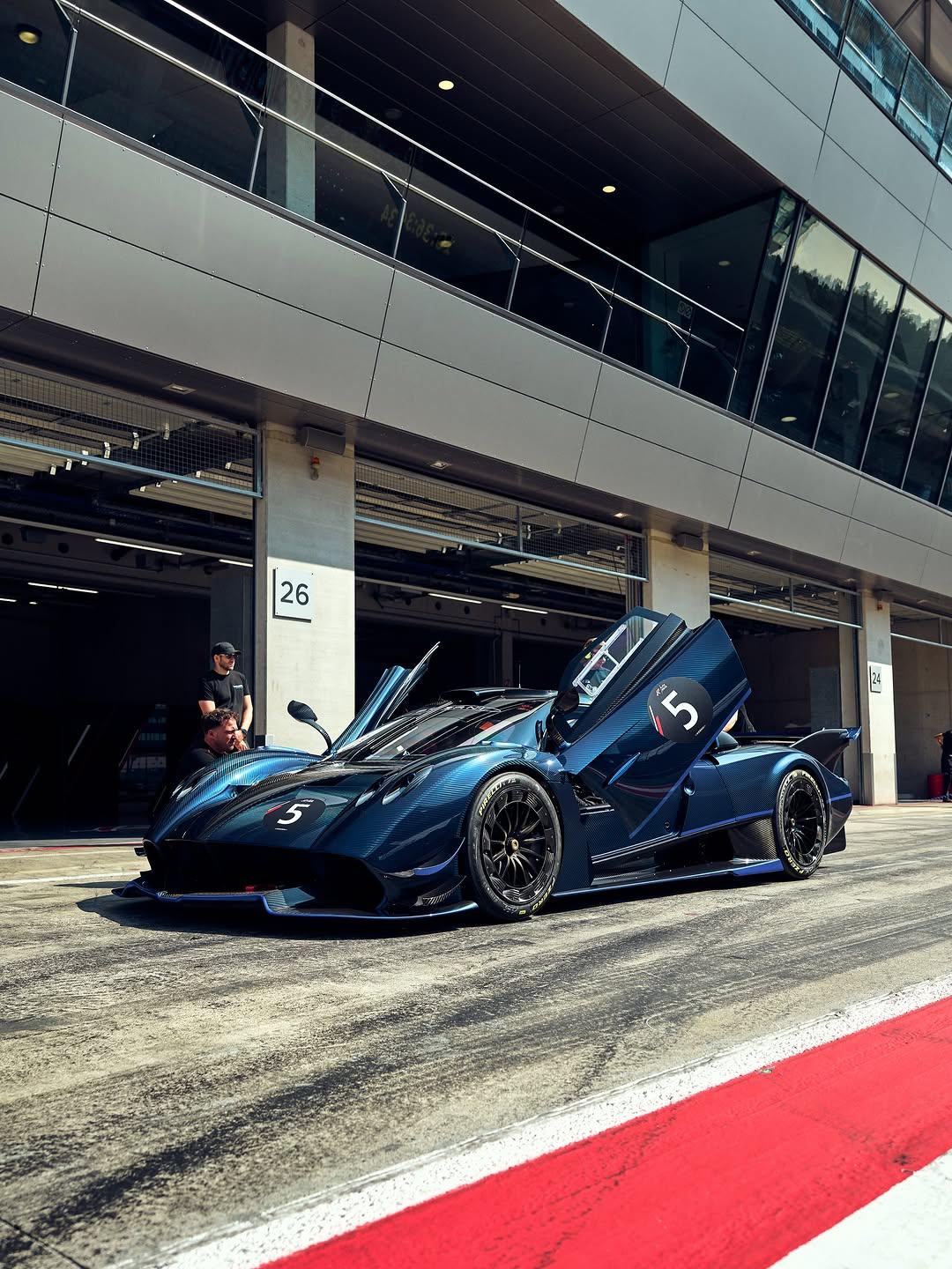Pagani Huayra R Evo Roadster Owner...