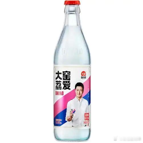 碳酸饮料走下神坛主要年龄大了，喝不了甜的了，更喜欢喝淡一点的饮料，不过吃烧烤配冰