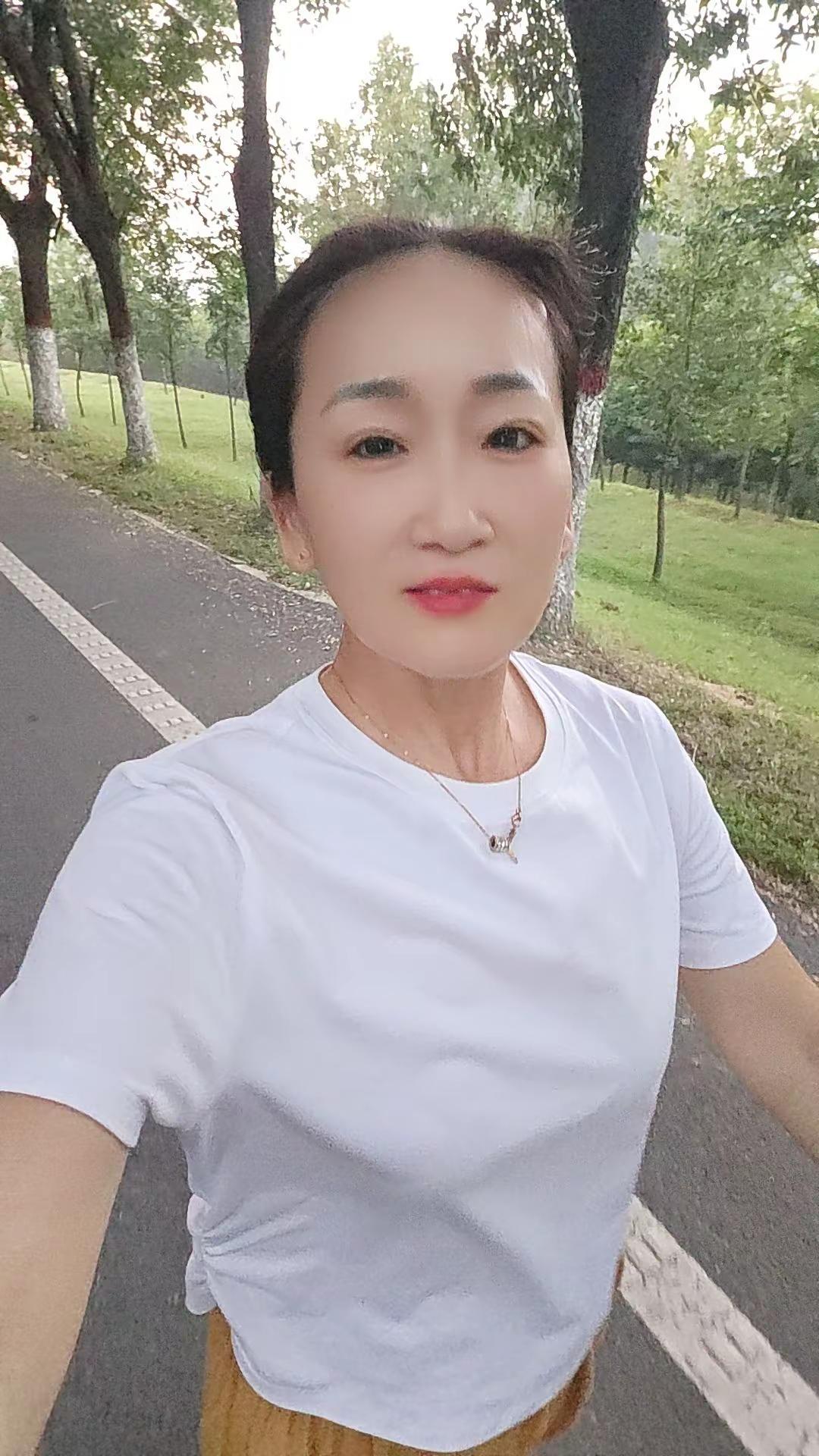 行有因，必有果，坦然接纳世间是非，天道轮回，从来不会亏欠任何人……