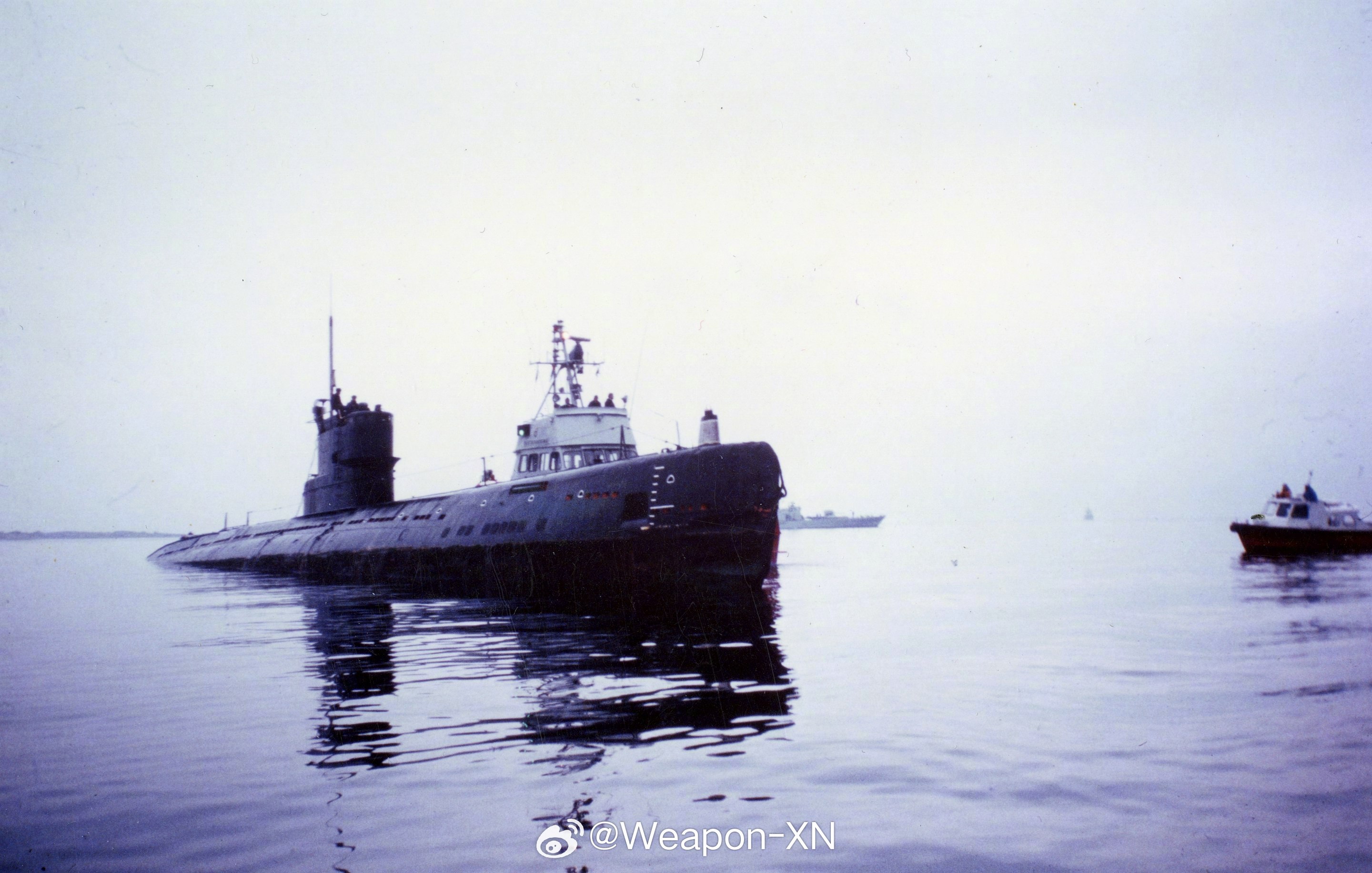 #照片中的历史[超话]# 苏联潜艇S-363是一艘苏联海军 波罗的海舰队威士忌级