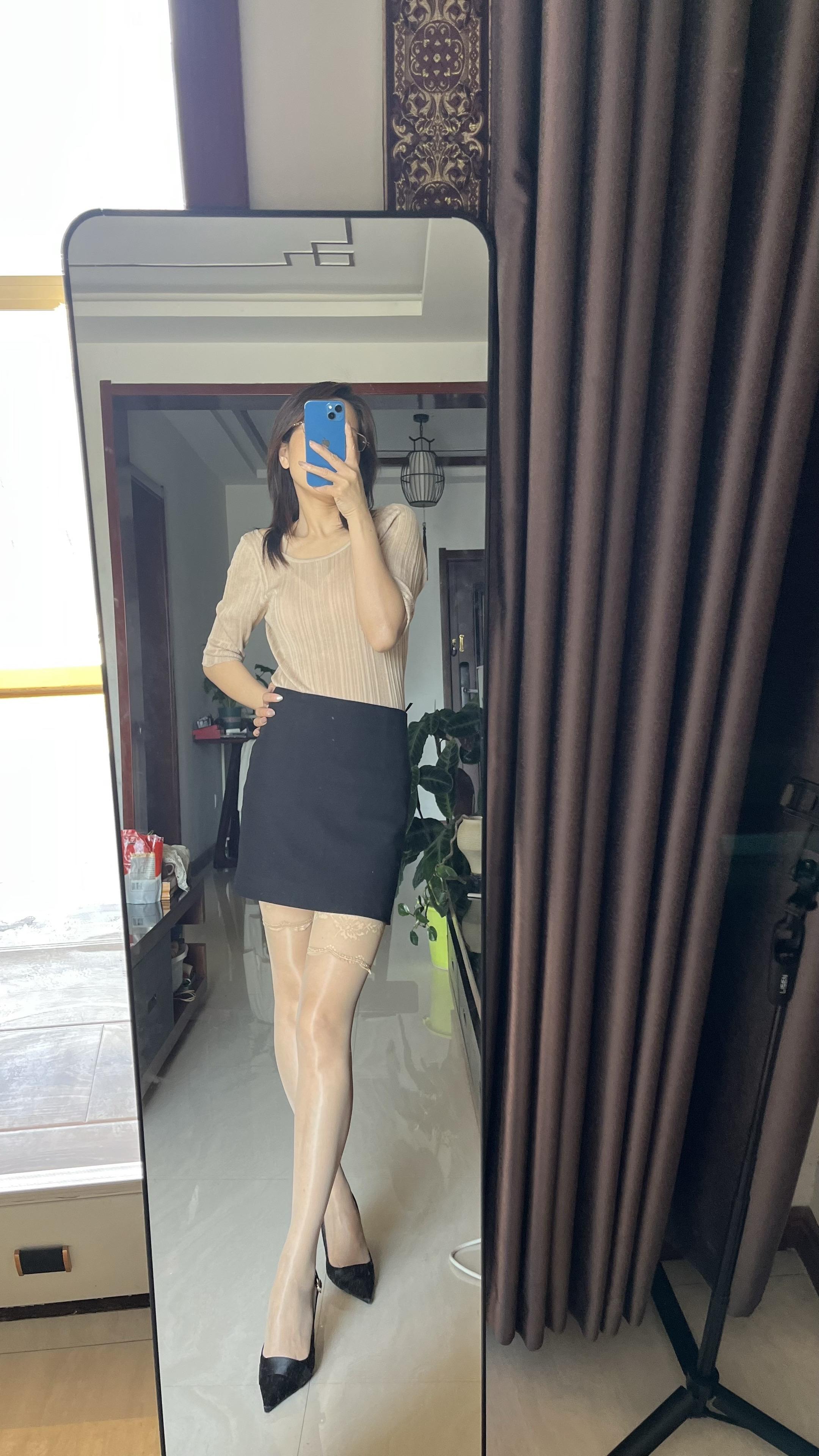 御姐ootd穿搭 穿搭大长腿 身材御姐