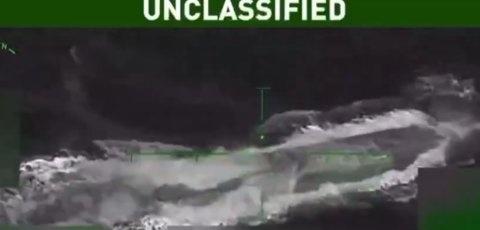 🇪🇨🇺🇸 | 一名厄瓜多尔人在加勒比海遭美军潜艇轰炸后幸存，因厄瓜多尔检