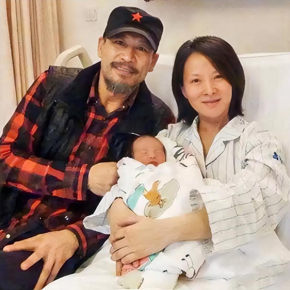 提起《大宅门》里的李香秀，很多观众都记得演员谢兰当年有多风光，手握华表、金鹰双料