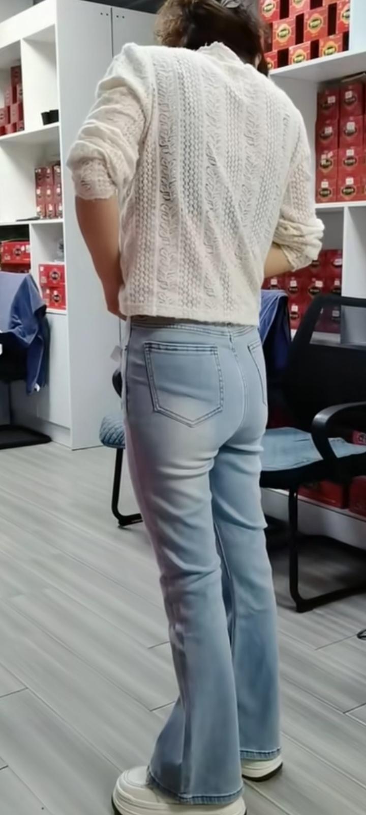 风会吹过山谷，云会飘过天空，时间会温柔地抚平一切。你不用完美，不用坚强到无坚不摧