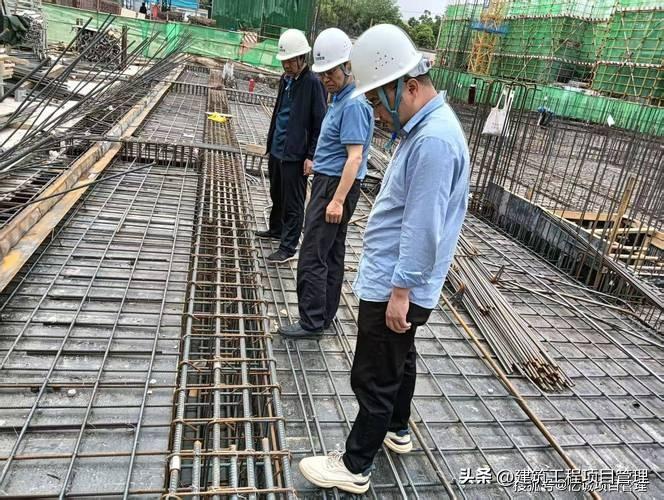 监理管不住总包，总包管不住分包，这是工程行业中，不少项目普遍存在的通病。由此也在