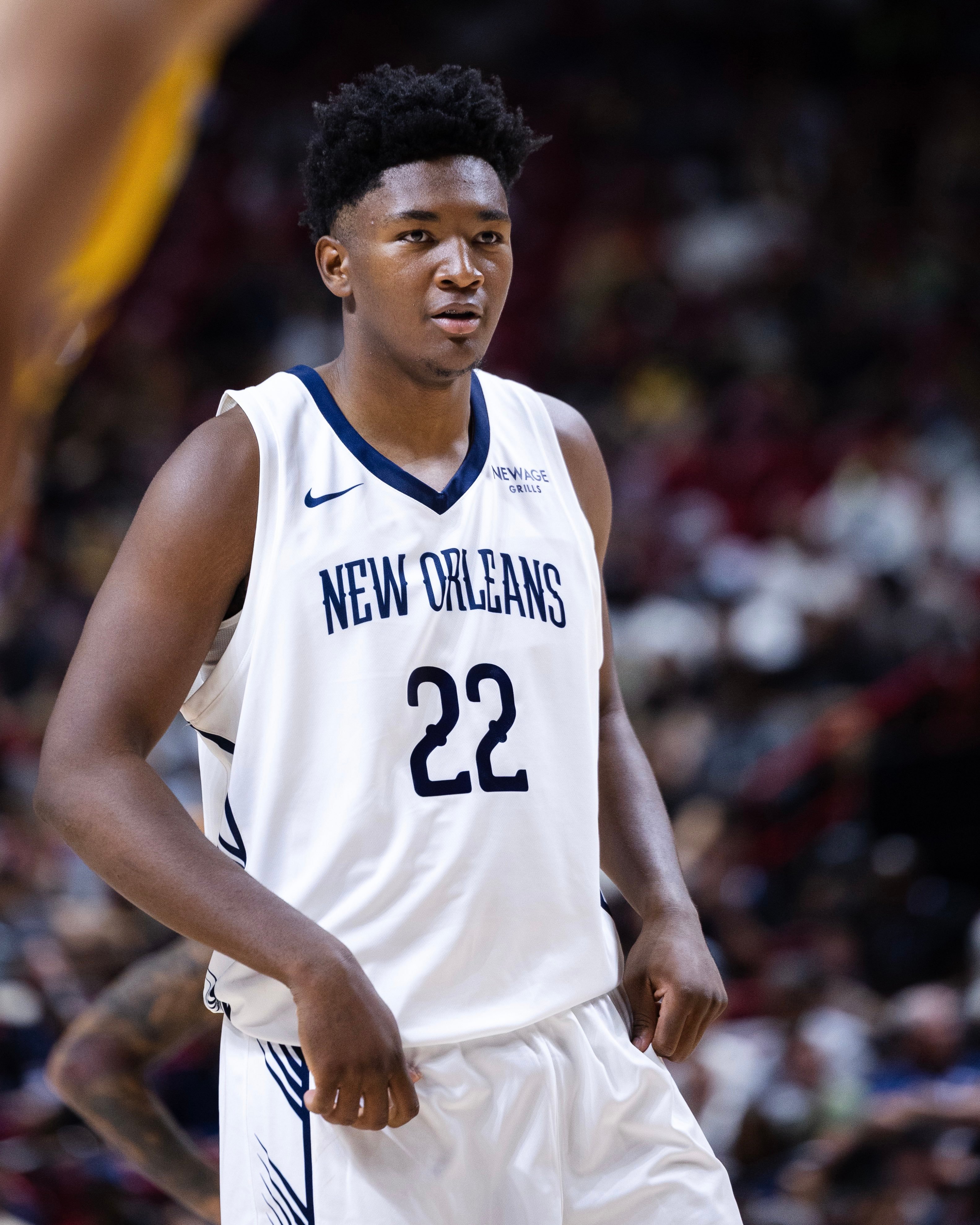 担架队再抬走一人…nba ​​​