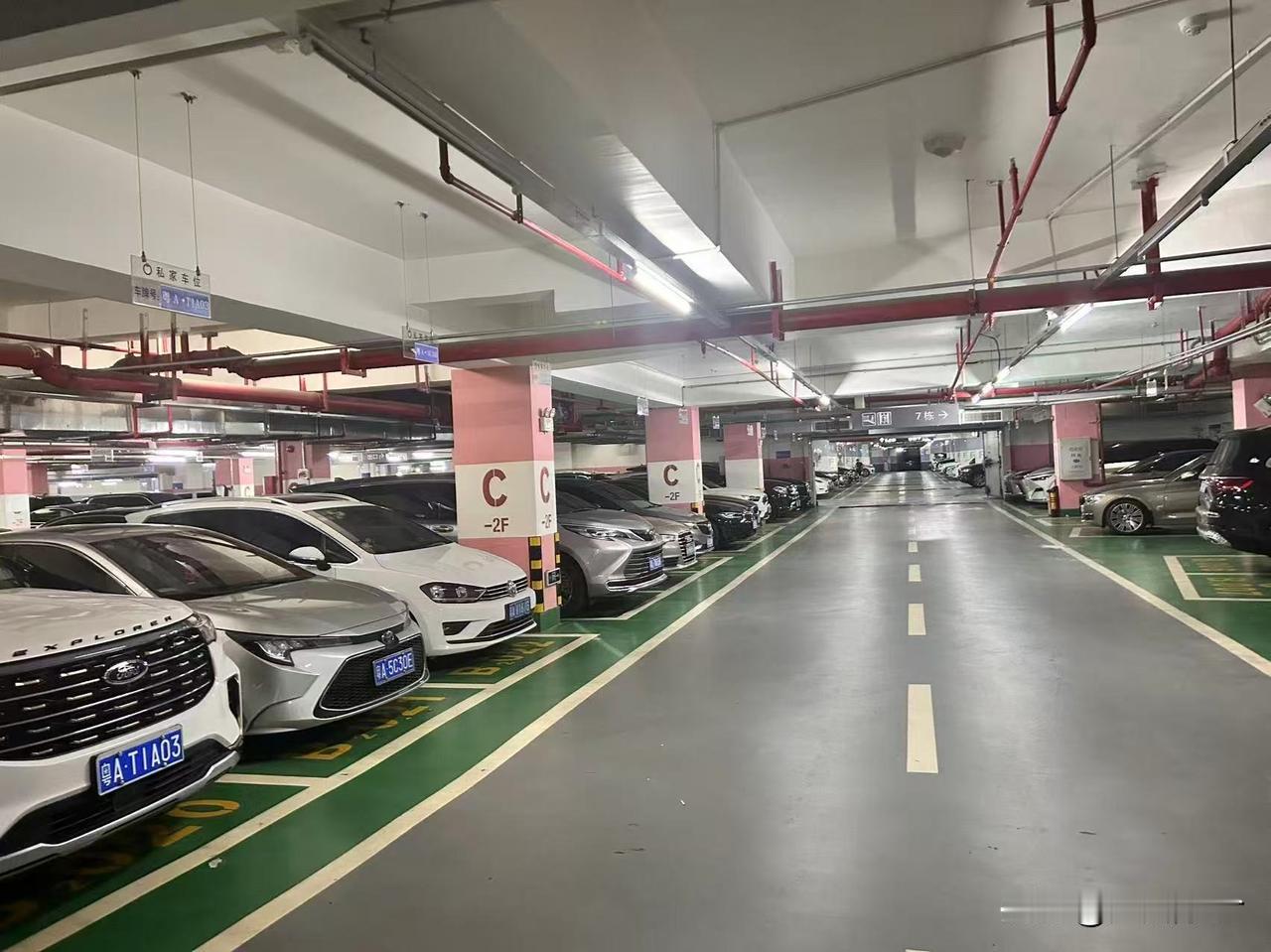 世事无常，因个人年少轻狂，导致生意经营失败，低价6折处理广州天河区产权车位，有7