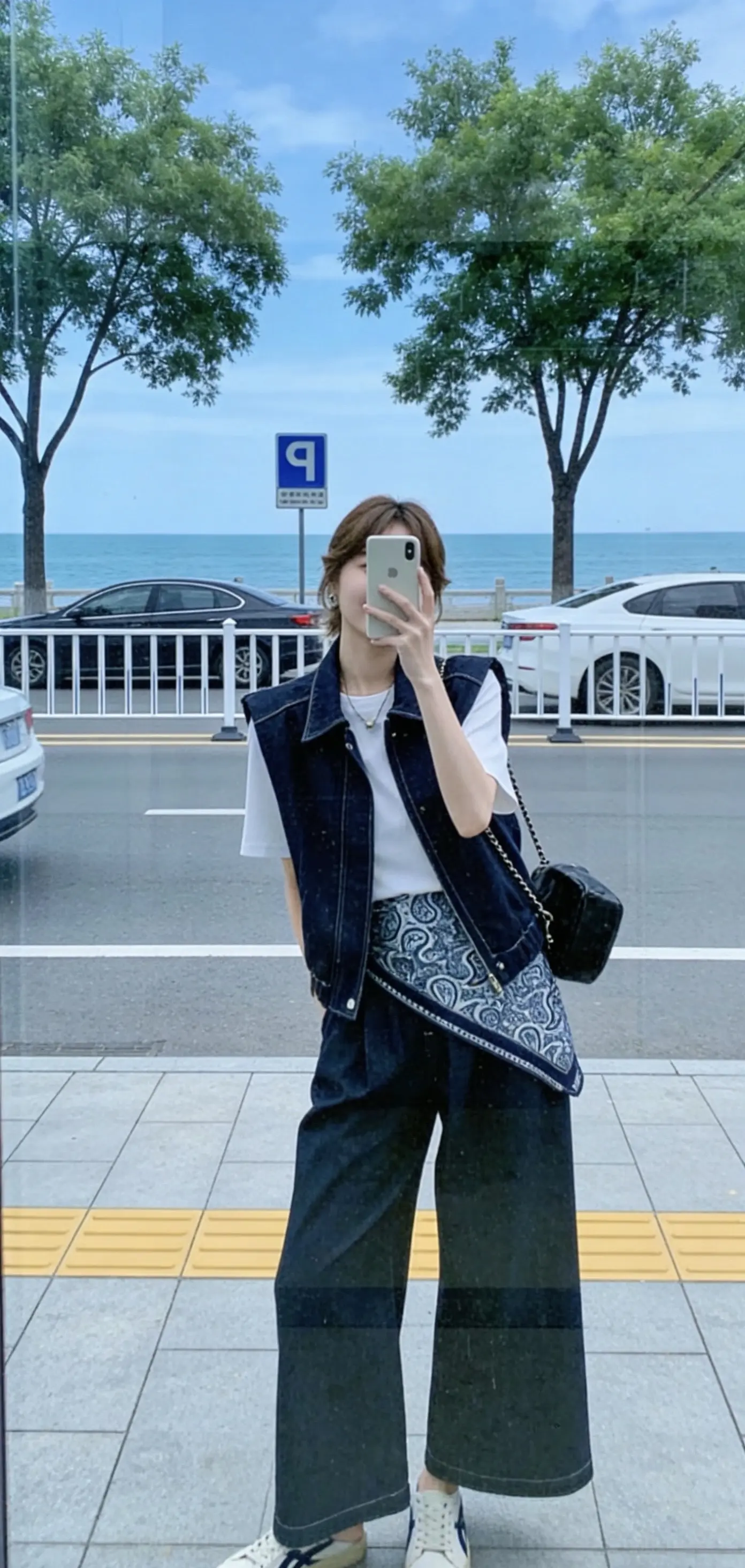 在这个智商过剩， 利益至上， 权衡利弊的年代 ，一定要珍惜那个把你的事...