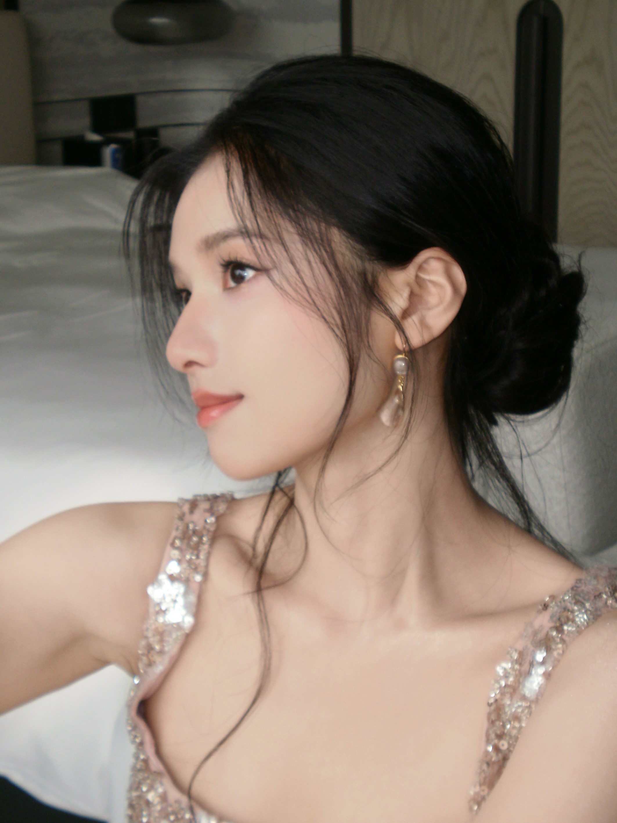 张婧仪 我头很大这就叫头大了吗[泪]那下辈子给我一颗这样圆圆的美头好吗[泪][泪