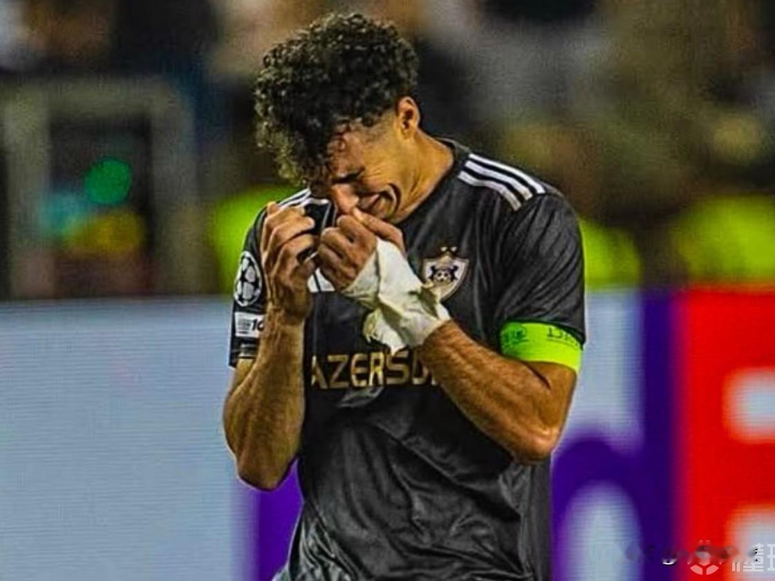 中超绯闻外援---穆斯塔法扎…据海外媒体消息，深圳新鹏城即将就卡拉巴赫后卫穆斯塔