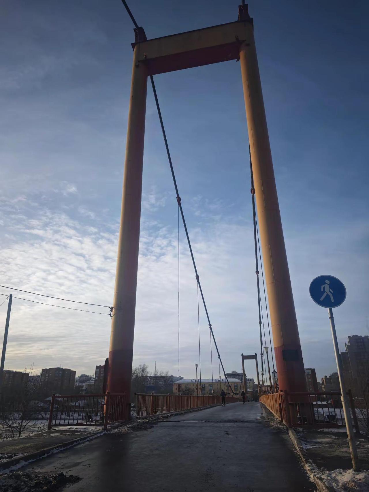 奔萨的冬天不太冷。不能上网的生活有种穿越的感觉为啥不能上网，您猜。。。俄罗斯 罗