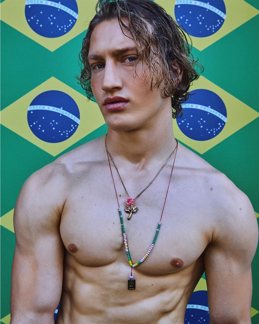 封面大赏 Ferran Casanova teams up with Numér