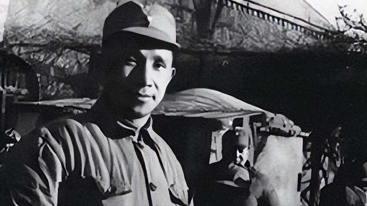 1941年，新四军第一师抓了200多名特务，粟裕知道后，忍不住开口：“是不是搞错