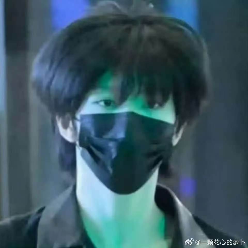 张函瑞浅色眉毛 张函瑞的眉毛也漂了 我等一个新造型 