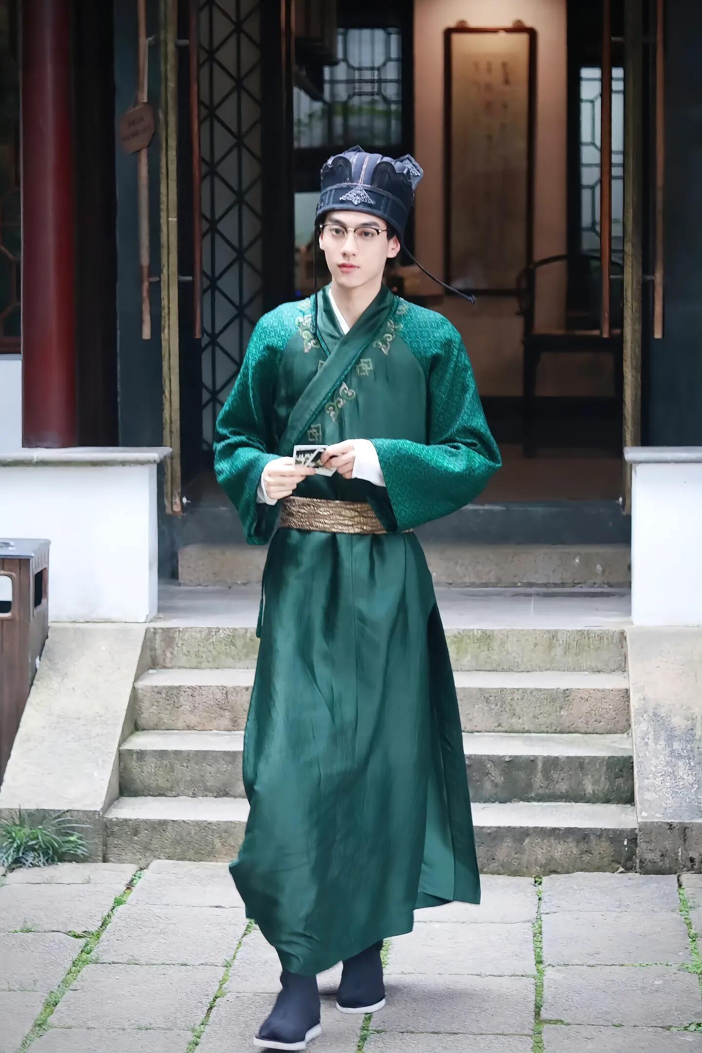 居然 还能 有 没看到过得