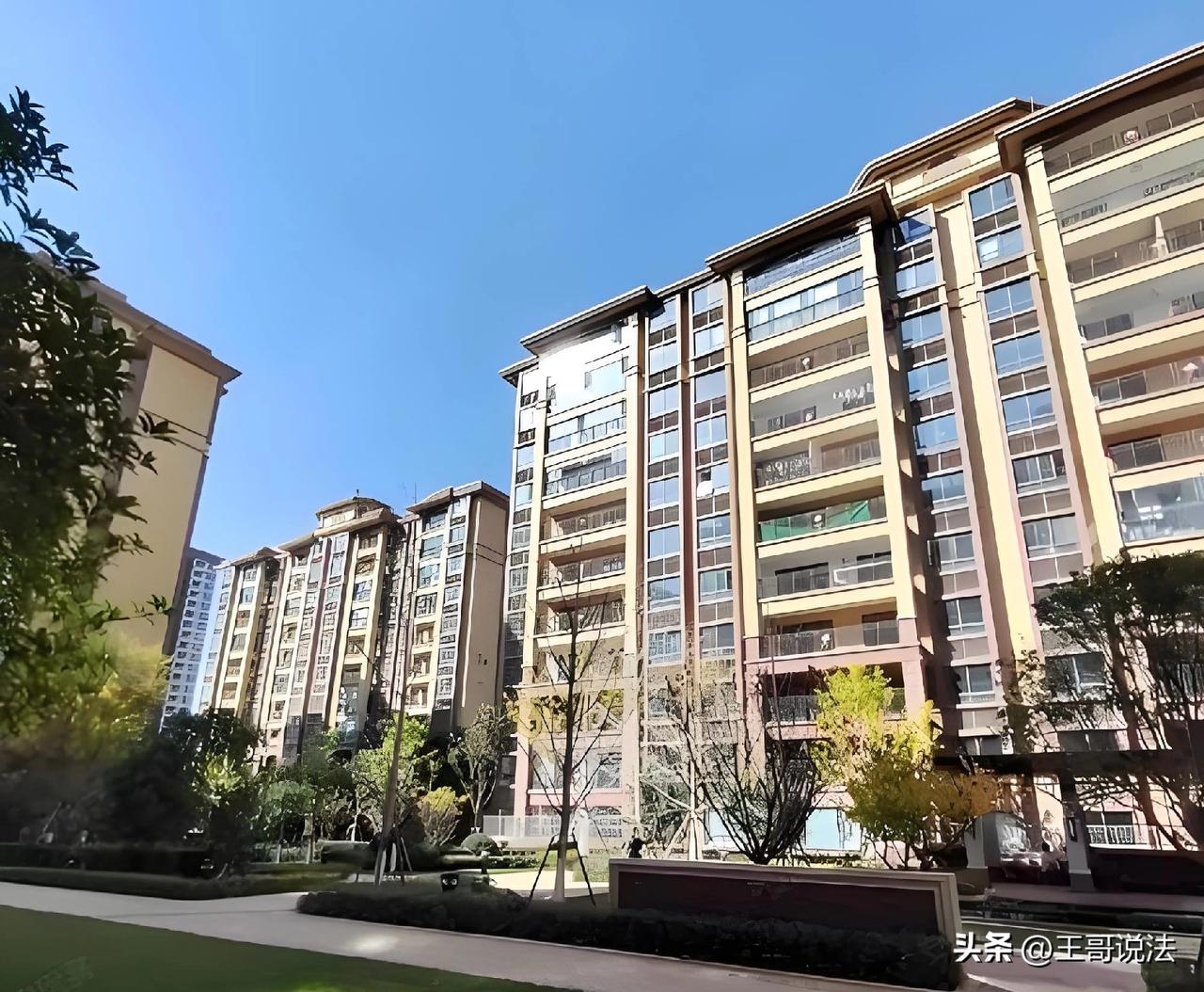 “报应来的太快了！”上海，妻子和丈夫是再婚夫妻，婚后俩人没生孩子，丈夫有一套婚前