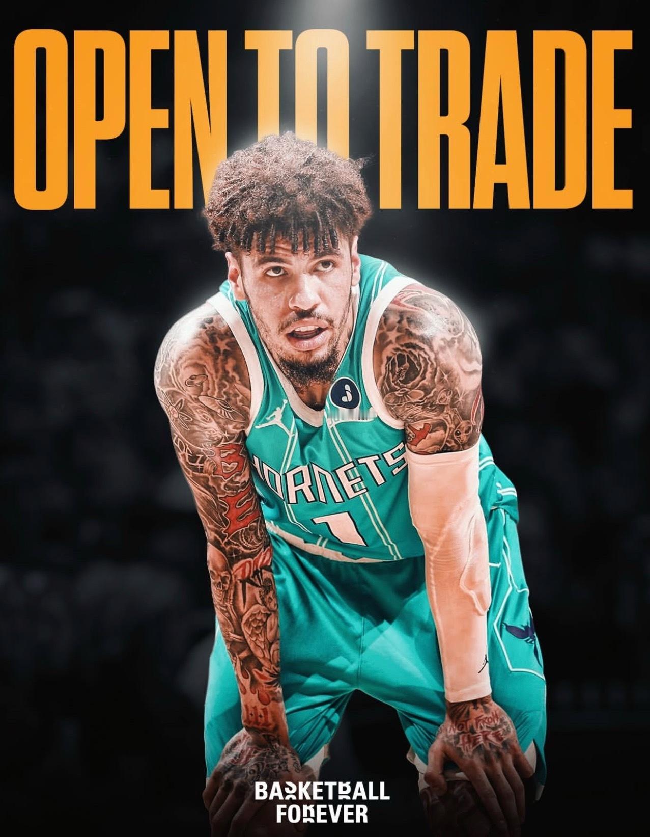 据雅虎记者Kelly Iko报道，拉梅洛-鲍尔￼对球队的不满日益加剧，并愿意接受