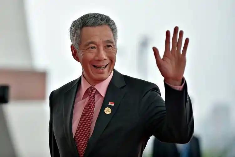 2026 年 5 月中下旬，新加坡政坛两位核心人物接连访华。前总理李显龙以国务资
