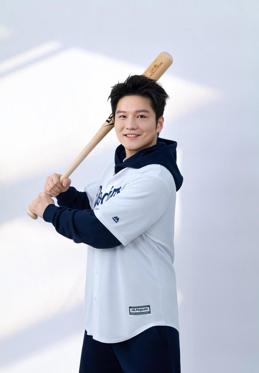 不必炒作樊振东是否回归国家队!
其实他回不回来，对国乒男队的长远发展意义并没有那