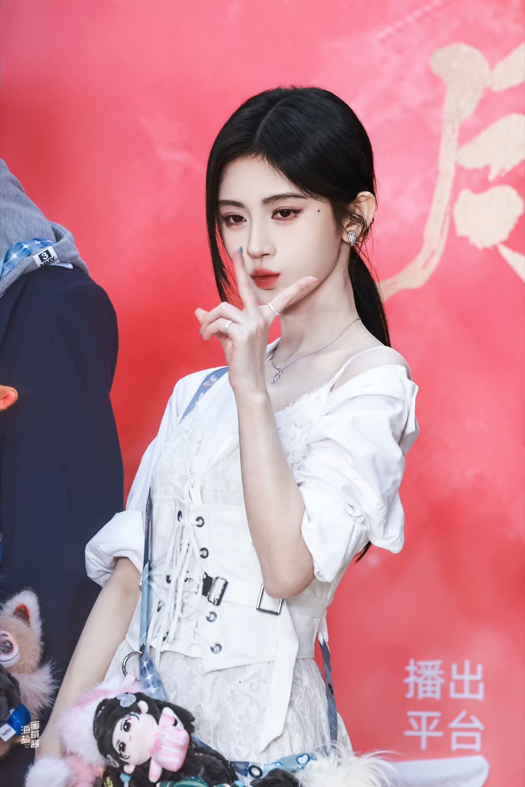 鞠婧祎 jjy鞠婧祎阿黛jjy鞠婧祎来战门没锁是谁溜进我的心房了(◍´꒳`◍)
