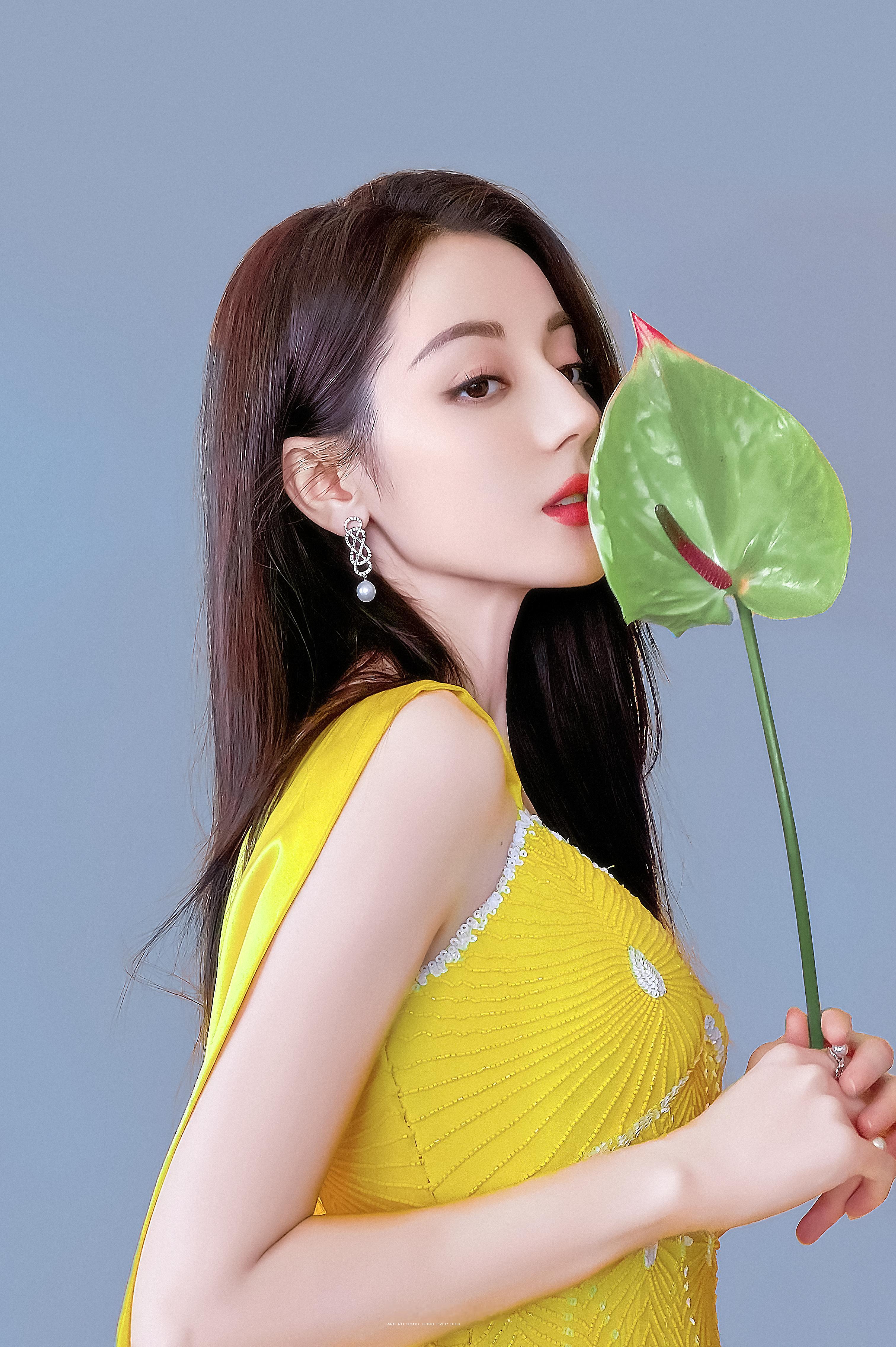 热巴.🌼 ​​​