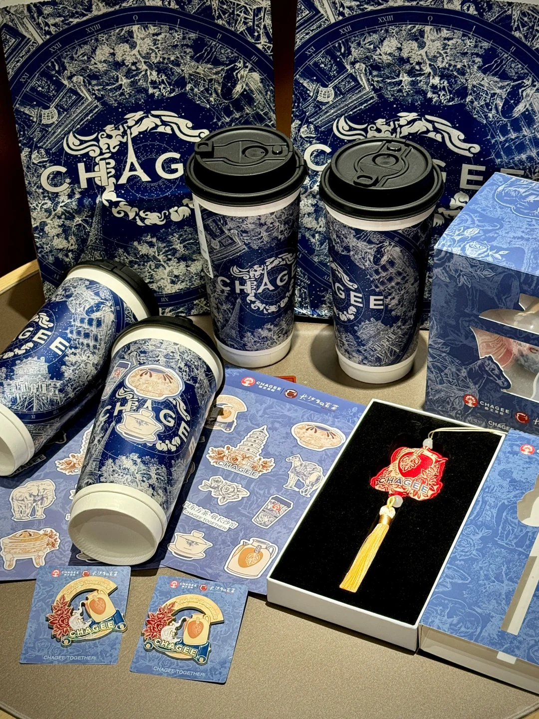长沙限定！！霸王茶姬长沙窑非遗周边好city。。