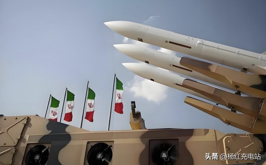 伊朗新式武器接连亮剑，美以追悔莫及！中东战局彻底改写
 
长期被西方制裁封锁，伊