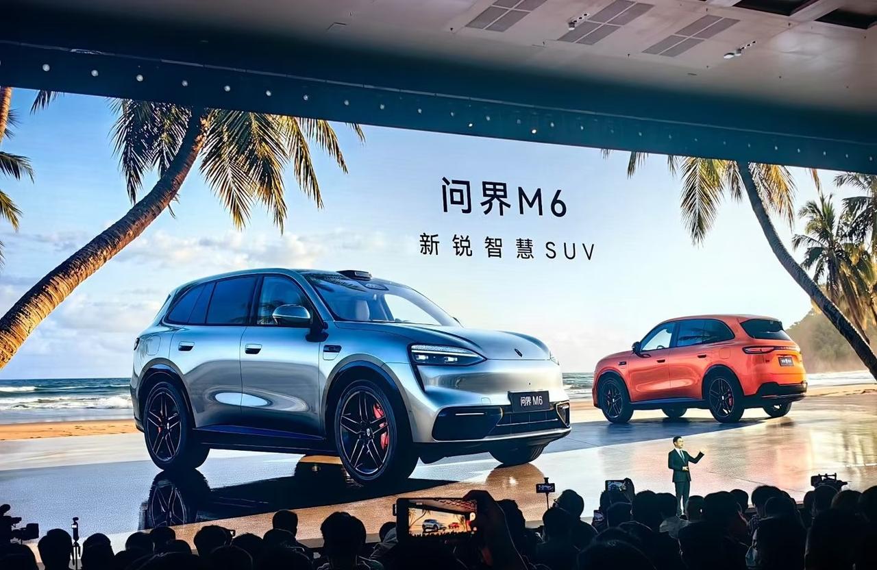 问界M6来了，预售价24.98万起，这价格很亲民呢。感觉华为是要把高端技术往平民
