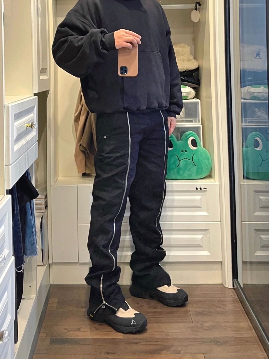 全黑色系｜牛仔裤穿搭