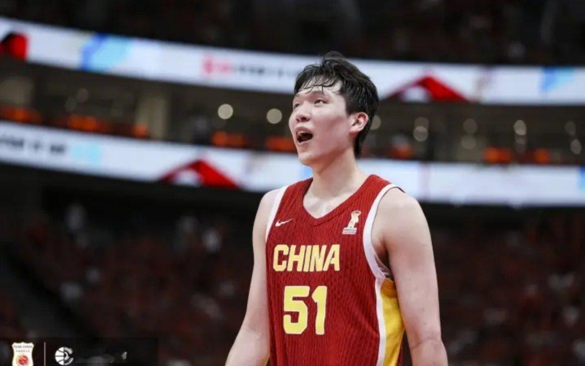 杨瀚森回应芬德伯克挑衅杨瀚森谈激怒对手套路  今日，体育博主我嘞个胡豆er晒出一