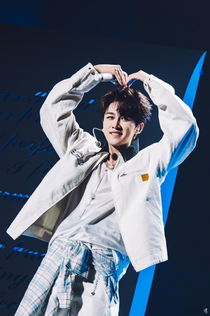 #卓沅个巡收官plog##卓沅在转身的瞬间可以说再见#卓沅个巡结束，令人怀念。期