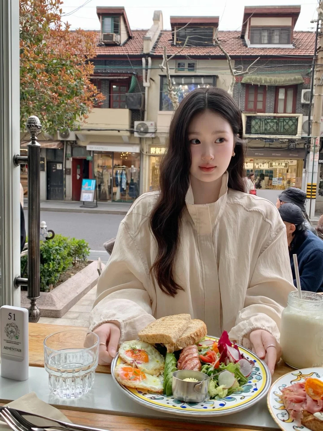 ins博主｜吃漂亮饭~