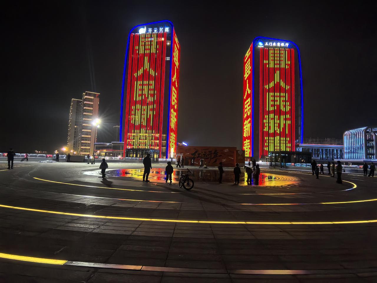 【热评】买来的媳妇终不保险
男子称外籍妻子失联后转走全部家当

河南一男子外籍妻