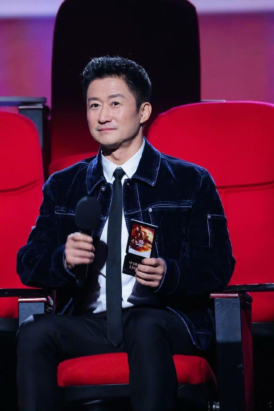 吴京官宣王嘉尔加入镖人世界 吴京和王嘉尔这波梦幻联动太绝啦！热血王嘉尔遇上硬核镖