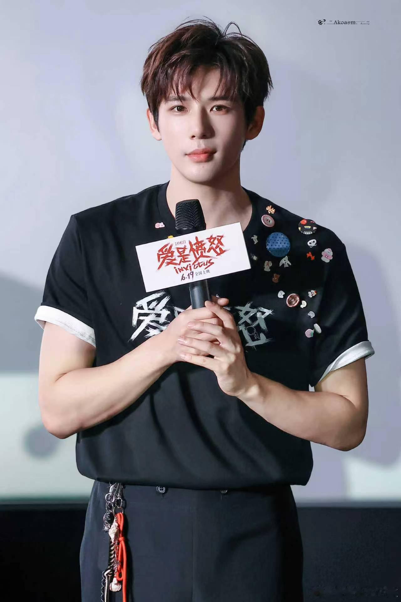 王安宇六年前的子弹正中眉心王安宇六年前的感悟还在回响王安宇callback自己2
