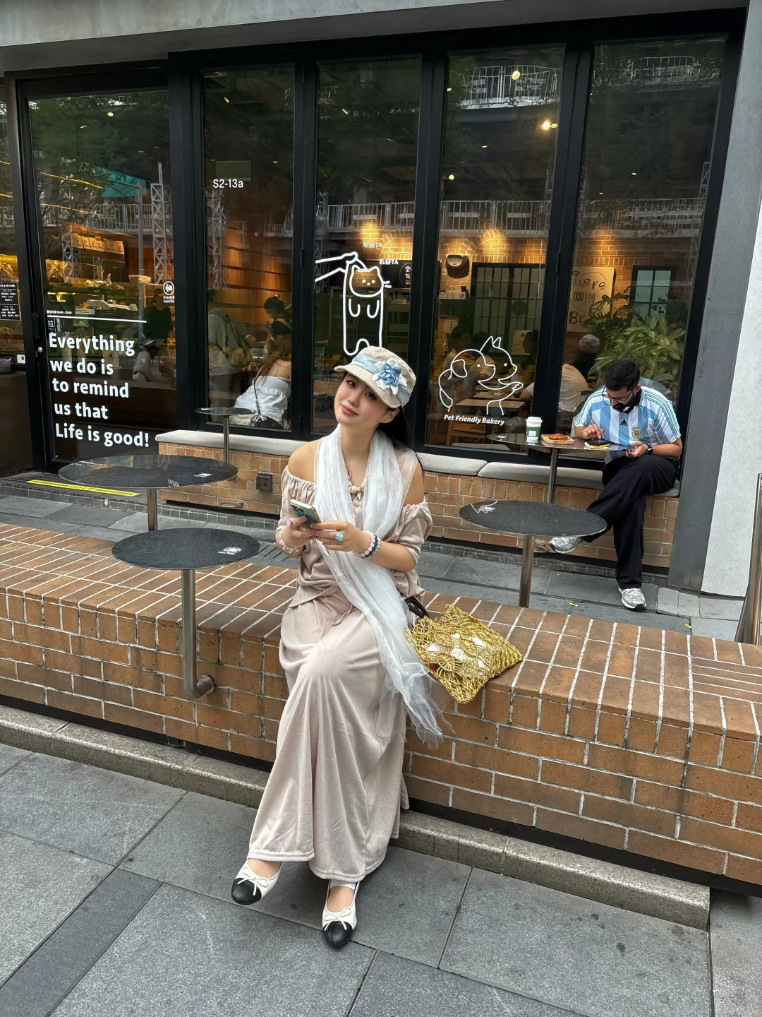 宽松的衣服果然舒适😂