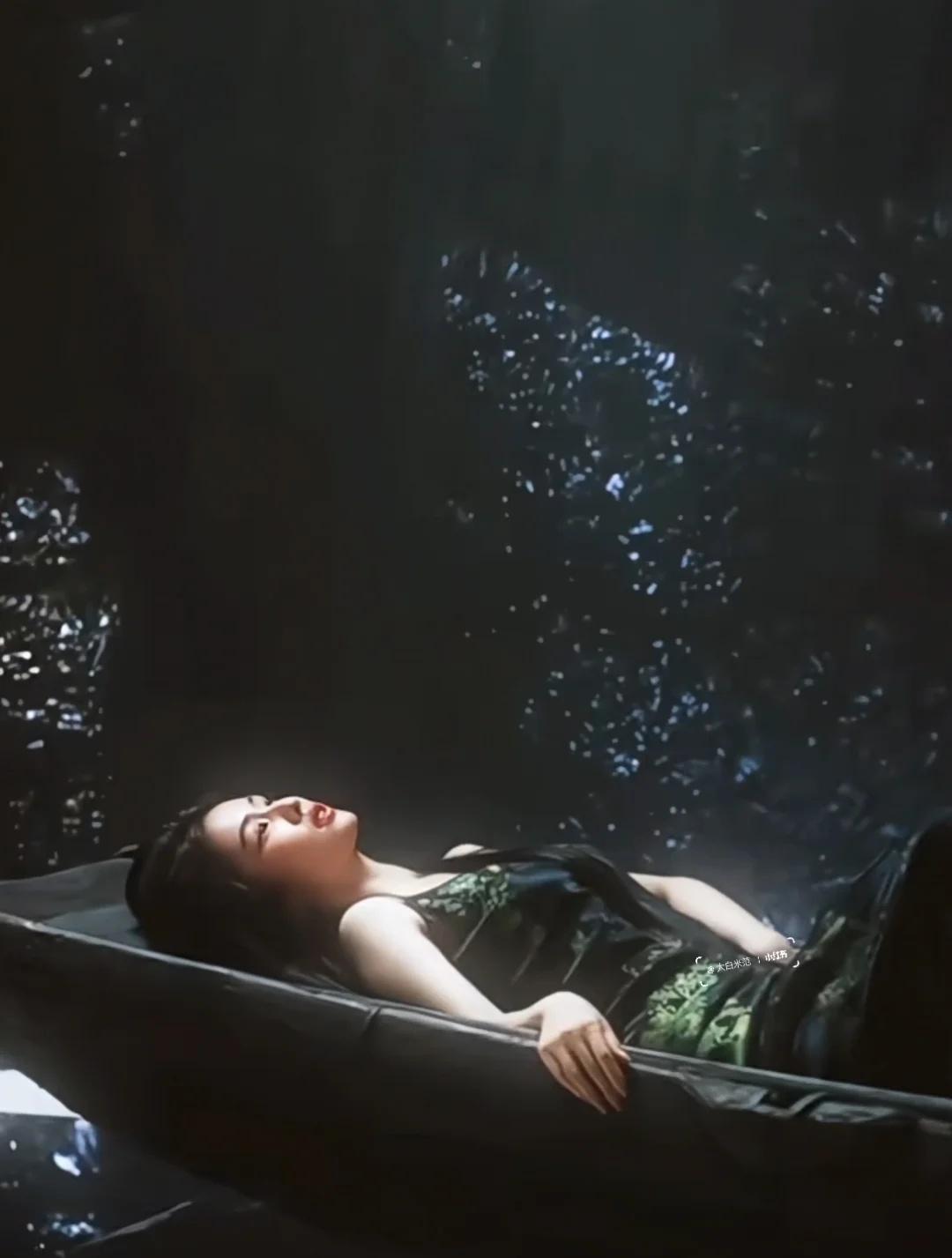 鹿鹿的美颜暴击～
女明星 白鹿 喜欢的明星 神仙颜值 明星封神的瞬间 古希腊掌管