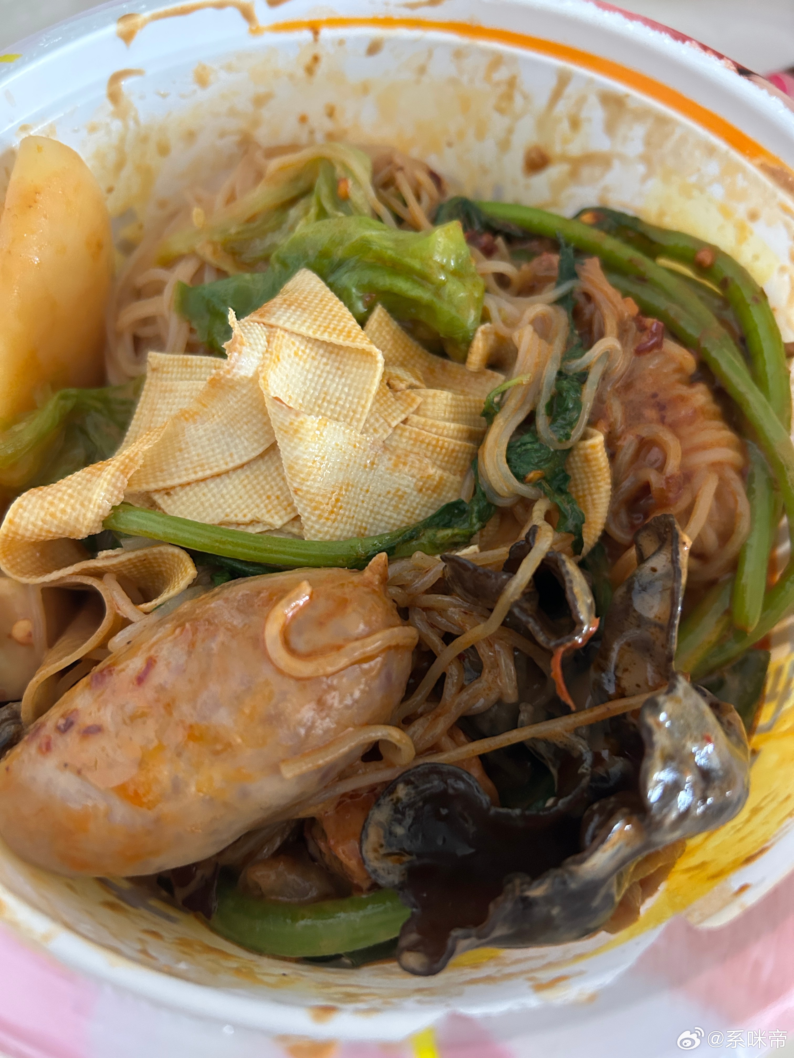 减肥第27天早餐：没吃午餐：麻辣拌+草莓冰激凌晚餐：炸茄盒+青椒炒土豆+馒头初始