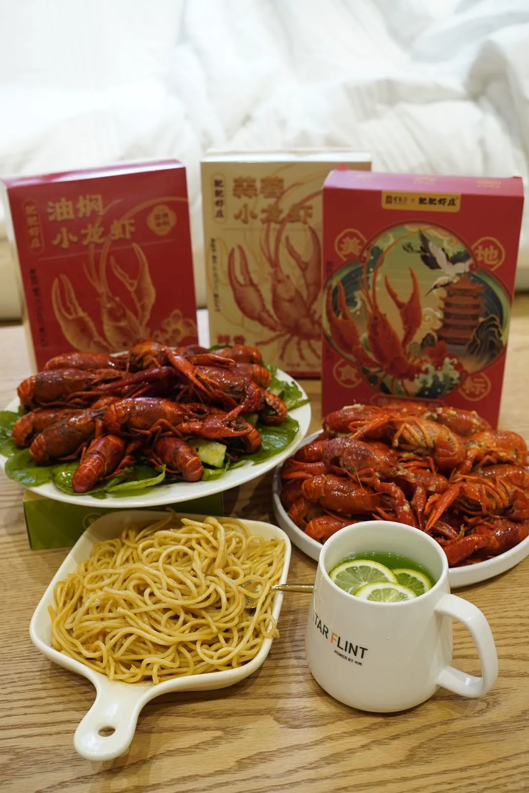 🎉宅家也能嗨翻天！小龙虾盛宴来啦～🎉